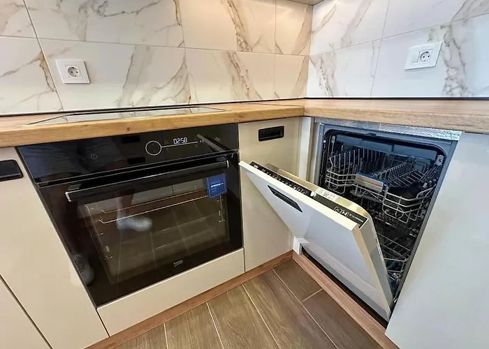 公寓 I&i 3 Bedrooms Ii *